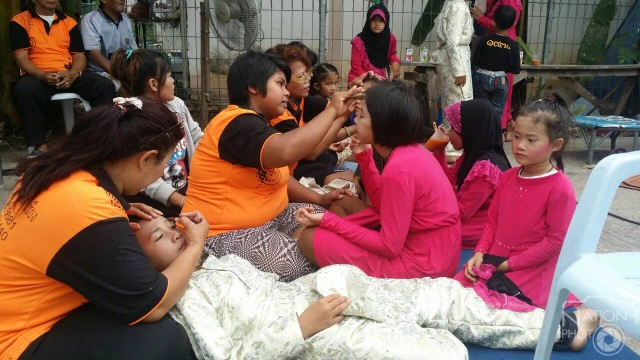 พิษณุโลก-เยาวชนสองแคว ใช้เวลาว่างเล่นลิเกฮูลู เรียนรู้การละเล่นพื้นบ้าน