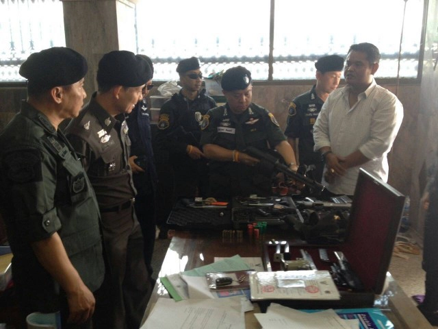 บุกตรวจค้นเป้าหมายผู้มีอิทธิพลในพื้นที่ 16 จุดในพื้นที่ จ.นครศรีฯ