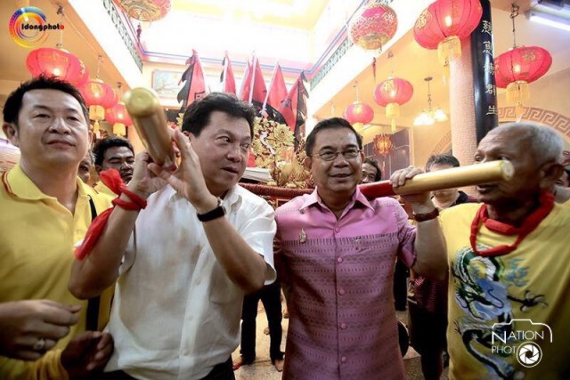 แห่เกี้ยวองค์พระจำลอง 8 องค์ รอบเขตเทศบาลนครยะลา