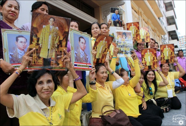 "ในหลวง-ราชินี"เสด็จฯกลับสวนจิตรลดาวันนี้