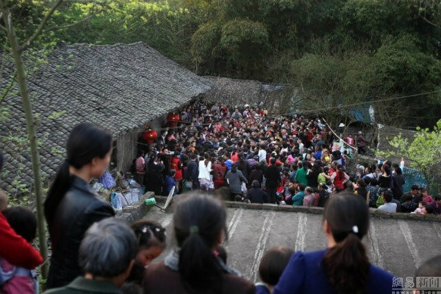 ชายหนุ่มกลับบ้านหลังถูกลักตัวไป 25 ปี