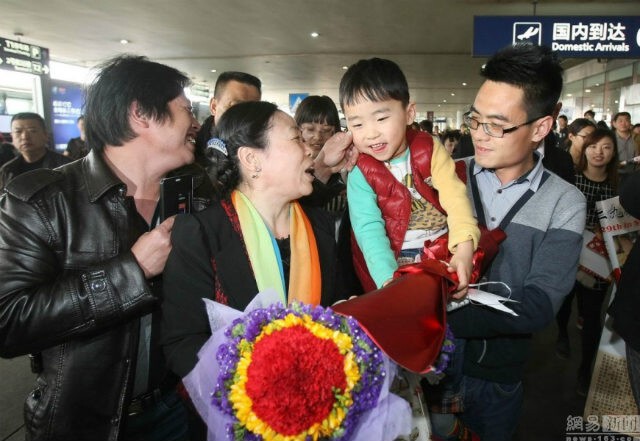 ชายหนุ่มกลับบ้านหลังถูกลักตัวไป 25 ปี