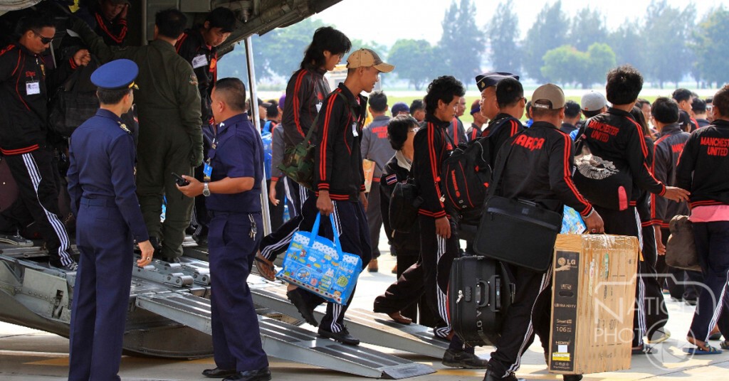 ทอ.จัด ซี 130 รับ 86 ลูกเรือประมงไทยในอินโด กลับไทย ทอ.จัด ซี 130 รับ 86 ลูกเรือประมงไทยในอินโด กลับไทย