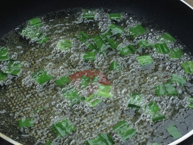 Cooking is fun! : เอ็นข้อไก่ทอดสมุนไพร