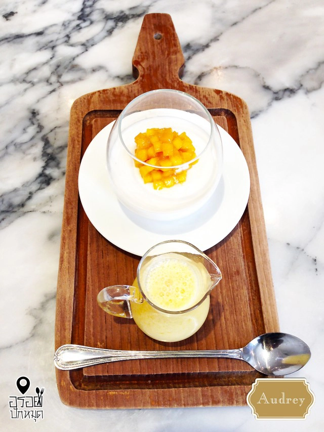 อร่อยปักหมุด : Audrey Cafe & Bistro ทองหล่อ 11