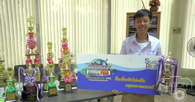เด็กโคราชเก่ง คว้าแชมป์ครอสเวิร์ดประเทศไทย