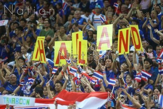 คลิปไฮไลท์ไทยถล่มอิเหนาขาดลอย 5-0 เข้าชิงบอลซีเกมส์
