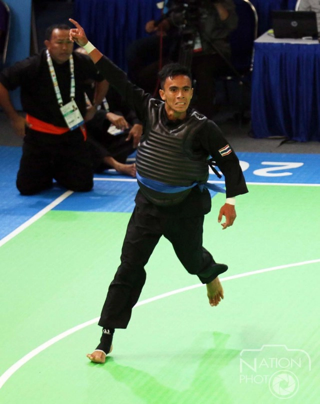 เวียดนามแพ้ฟาล์ว !  ต่อยนักปันจักสีลัตไทยร่วงคาสนาม