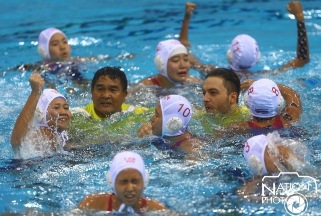 เหลือเชื่อ! โปโลน้ำสาวไทยเฉือนสิงคโปร์ คว้าทองซีเกมส์