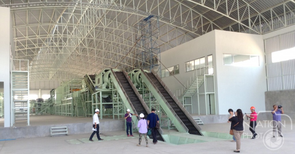 ชาวบ้านเชียงรากใหญ่ ยื่นร้องนายกฯ ค้านสร้างโรงไฟฟ้าขยะ ชาวบ้านเชียงรากใหญ่ ยื่นร้องนายกฯ ค้านสร้างโรงไฟฟ้าขยะ