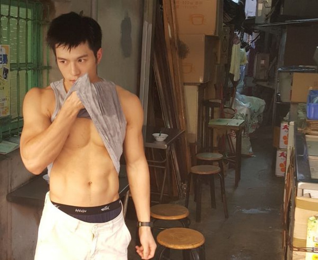 สเป็ก...พ่อค้าน้ำเต้าหู้ไต้หวัน ลูกค้าตรึม สเป็ก...พ่อค้าน้ำเต้าหู้ไต้หวัน ลูกค้าตรึม