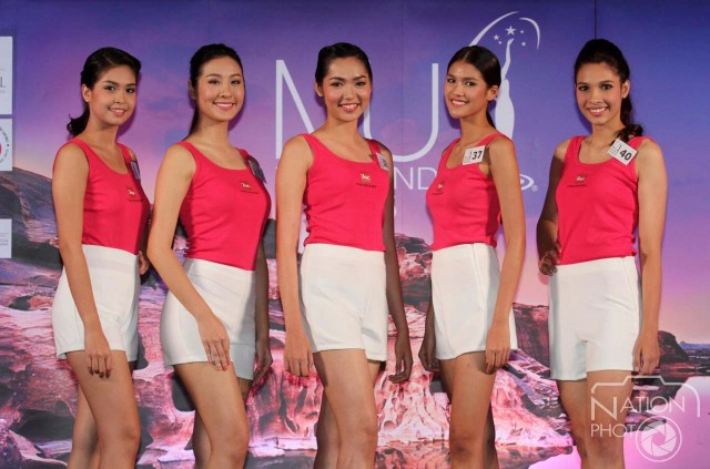 ภาพชุด 40 คนสุดท้าย ผู้เข้าประกวดมิสยูนิเวิร์สไทยแลนด์ 2015