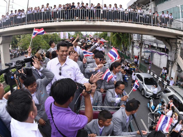 ภาพชุดฉลองแชมป์นักกีฬาทีมชาติไทยชุดซีเกมส์ ครั้งที่ 28