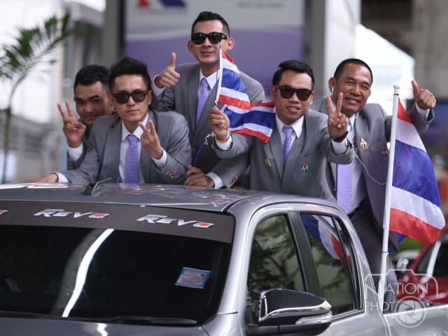 ภาพชุดฉลองแชมป์นักกีฬาทีมชาติไทยชุดซีเกมส์ ครั้งที่ 28
