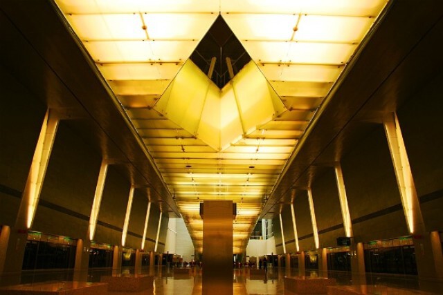สถานีรถไฟ . . ที่สวยจนอยากถ่ายรูป
