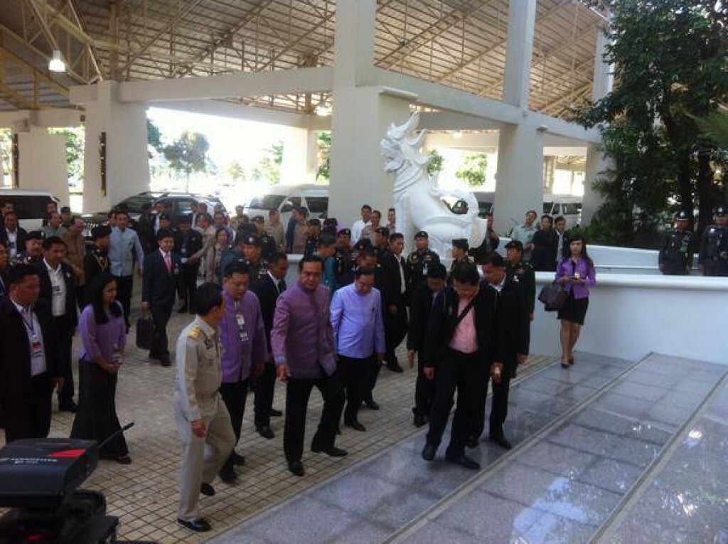รปภ.เข้มศูนย์ประชุมเชียงใหม่รับ"บิ๊กตู่"ถกครม.สัญจร