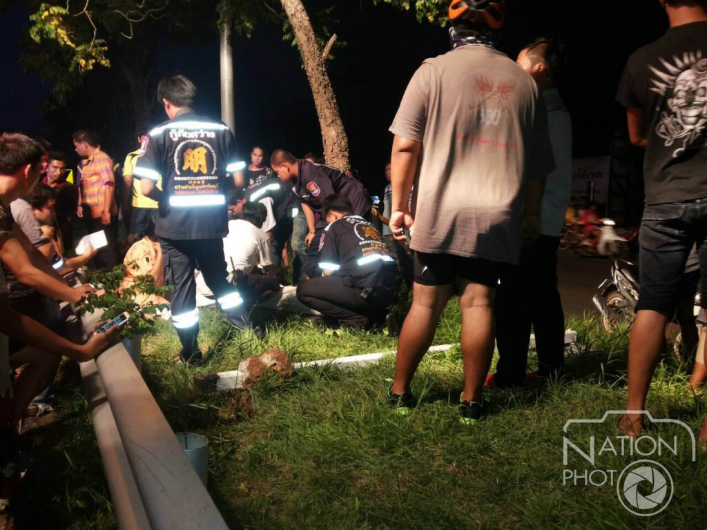 นศ.พระจอมเกล้าขับบิ๊กไบค์แหกโค้ง"เสียชีวิต" นศ.พระจอมเกล้าขับบิ๊กไบค์แหกโค้ง"เสียชีวิต"