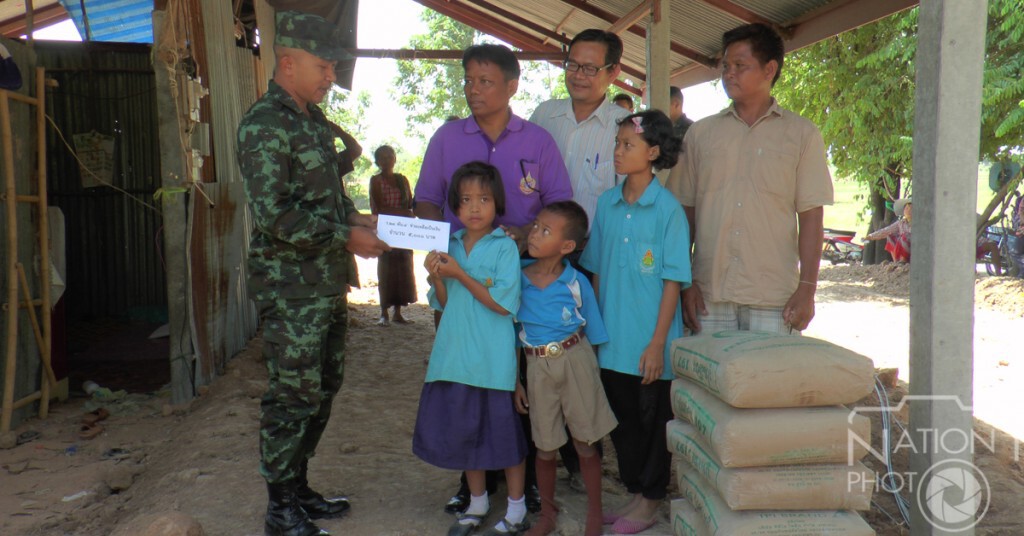 ธารน้ำใจช่วยสามพี่น้องชาวบุรีรัมย์ ที่ถูกทอดทิ้ง