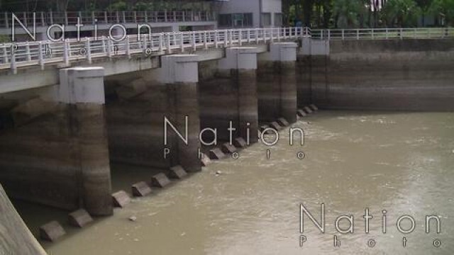 น้ำประปาลพบุรีไม่ไหลติดต่อกัน 3 วัน หลังคลองชัยนาท-ป่าสัก"แห้ง"