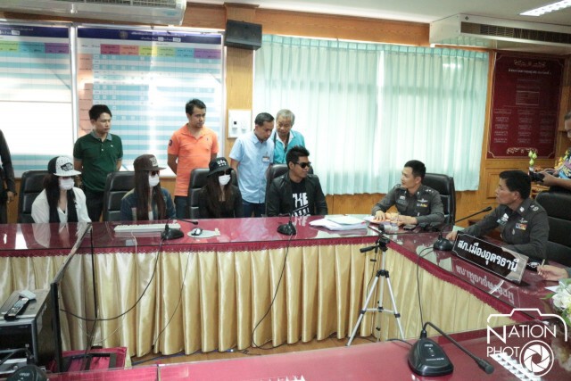 จับปรับคนละ 2,500 บ. ทั้งคนจัดและนางแบบ "ปาร์ตี้จับนมสระน้ำอุดร"