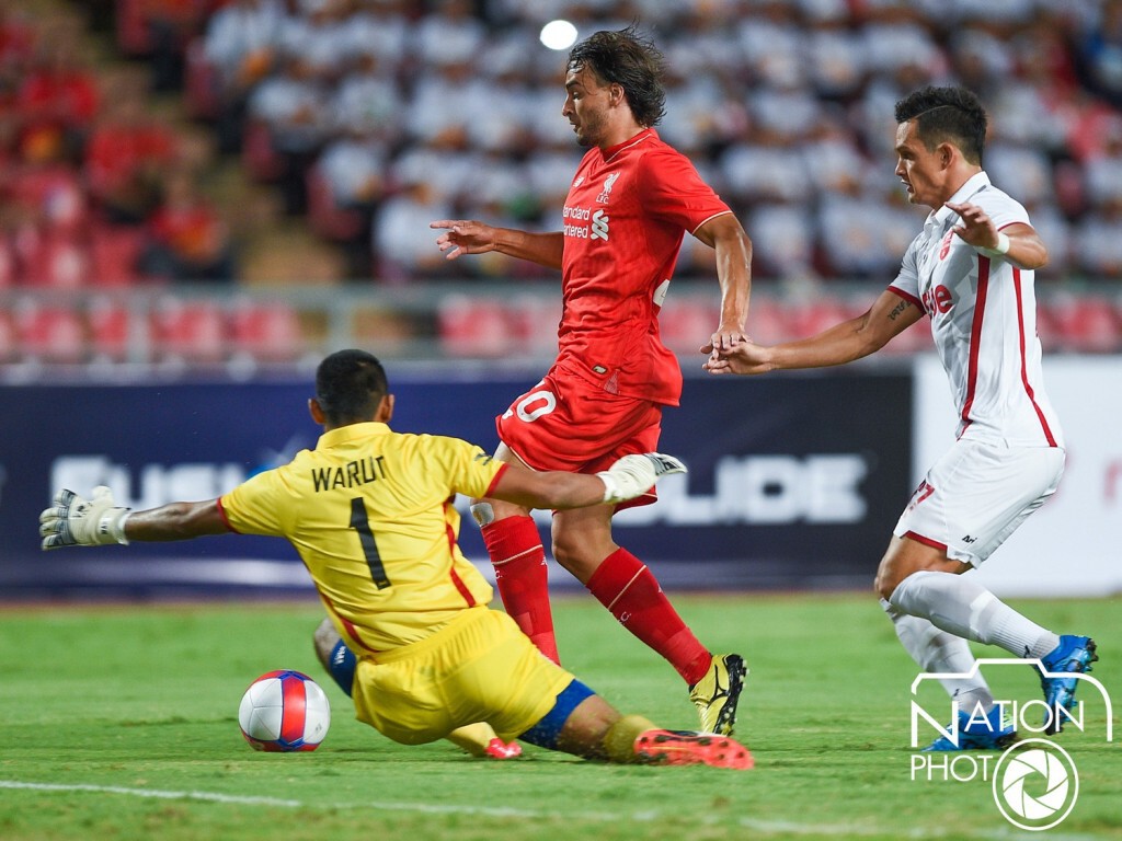 ชมภาพสุดประทับใจ "ลิเวอร์พูล" โชว์ฟอร์มถล่ม "ทรู ออลสตาร์" 4-0