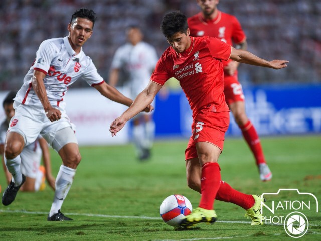 ชมภาพสุดประทับใจ "ลิเวอร์พูล" โชว์ฟอร์มถล่ม "ทรู ออลสตาร์" 4-0