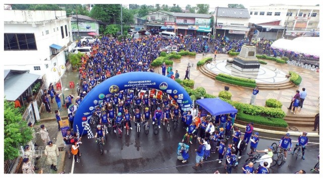 คลิปภาพมุมสูง "เนชั่นไบค์ ไทยแลนด์ 2015" ท่องอารยธรรม ชมทุ่งกุลาข้าวหอมมะลิ@ร้อยเอ็ด