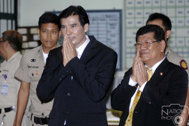 ภาพชุด พร้อมพงษ์เข้าคุก