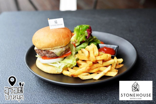 อร่อยปักหมุด : Stonehouse Bistro & Bar หลังสวนซอย 2