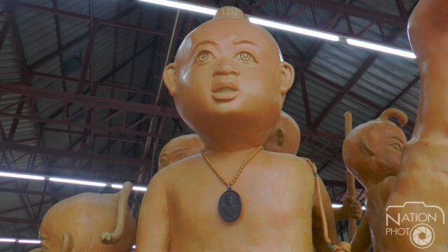 สร้างสรรค์! เทียนพรรษาวัดหนองบัวรอง เน้น "การละเล่นพื้นบ้าน" ของเด็กไทย