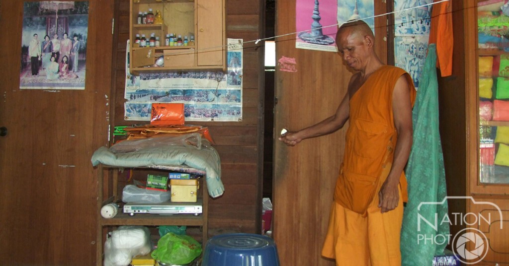 ตั้งรางวัลนำจับ 3 แสน โจรฉกเงินเจ้าอาวาสวัดหนองมะเกลือ