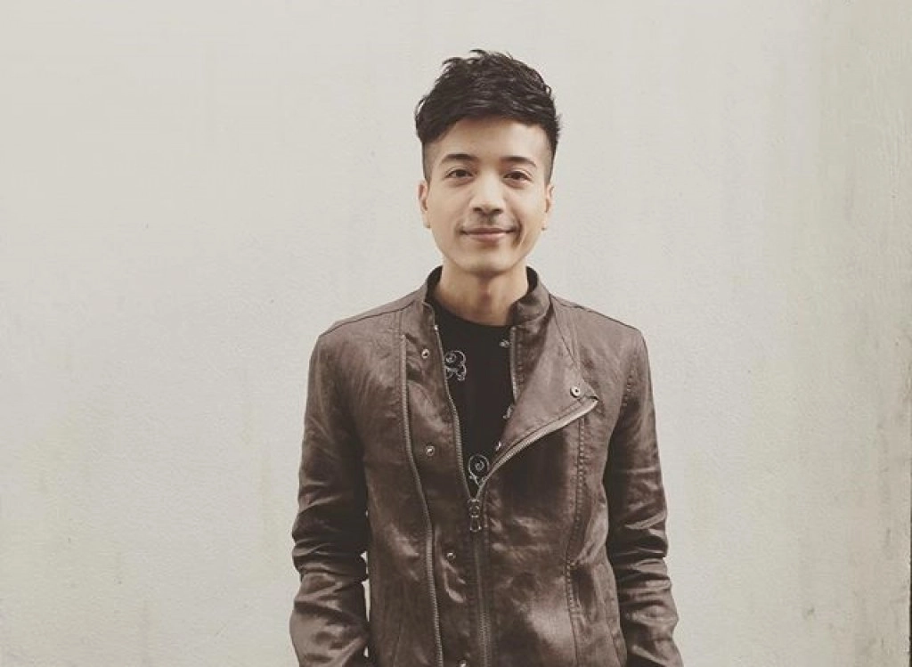 "ลูกชาย"วีระกานต์ มุสิกพงศ์ กระโดดคอนโดดับ "ลูกชาย"วีระกานต์ มุสิกพงศ์ กระโดดคอนโดดับ