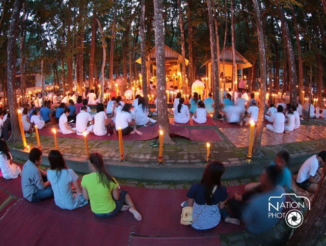 เวียนเทียนวันอาสาฬหบูชา ณ วัดพิทักษ์สมณกิจ จ.ภูเก็ต