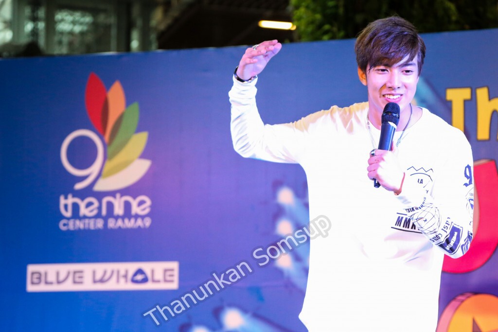 Moon Walker พระจันทร์นักเดินทาง : "กั้ง เดอะสตาร์นำทีมสู่เส้นทางดวงดาว" Moon Walker พระจันทร์นักเดินทาง : "กั้ง เดอะสตาร์นำทีมสู่เส้นทางดวงดาว"