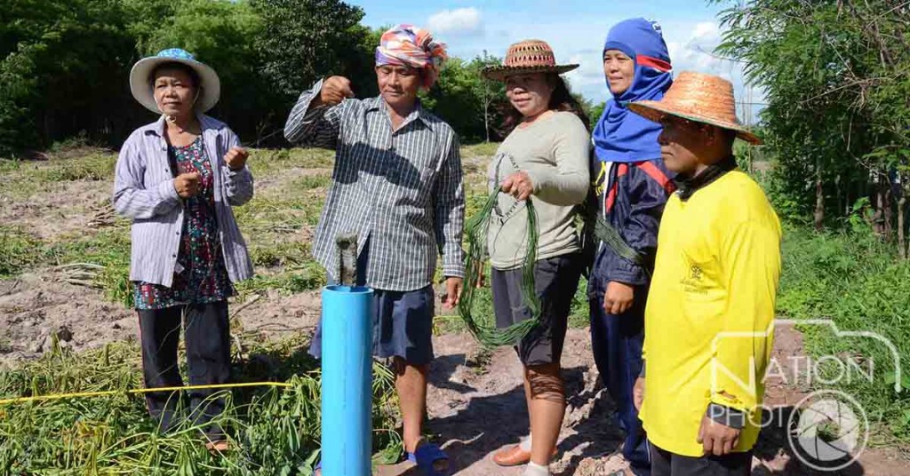 กาฬสินธุ์ - เกษตรกรโวยเจาะบ่อบาดาลแก้ภัยแล้งไร้มาตรฐาน กาฬสินธุ์ - เกษตรกรโวยเจาะบ่อบาดาลแก้ภัยแล้งไร้มาตรฐาน