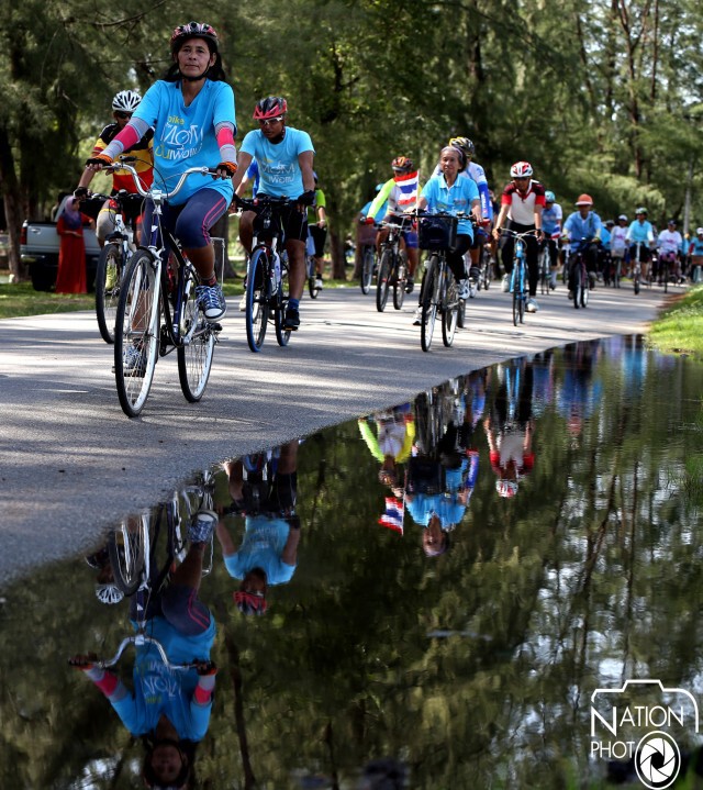 ชมบรรยากาศชาวนราธิวาส ซ้อมปั่นจักรยาน เตรียมพร้อม "Bike for Mom"