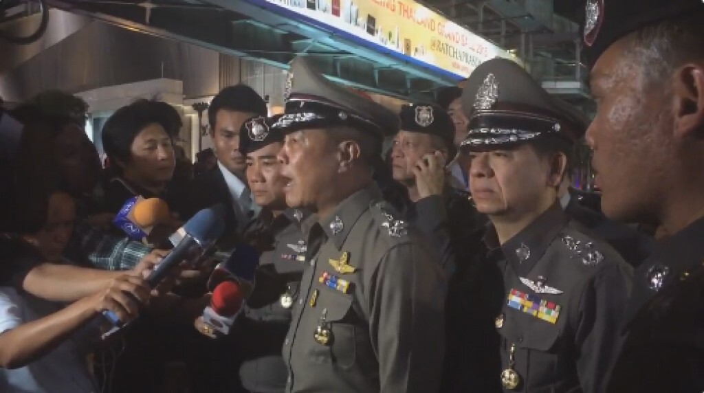 ผบ.ตร.ระบุยันเป็นระเบิดแสวงเครื่องใช้เชื้อเพลิงแบบทีเอ็นที ผบ.ตร.ระบุยันเป็นระเบิดแสวงเครื่องใช้เชื้อเพลิงแบบทีเอ็นที