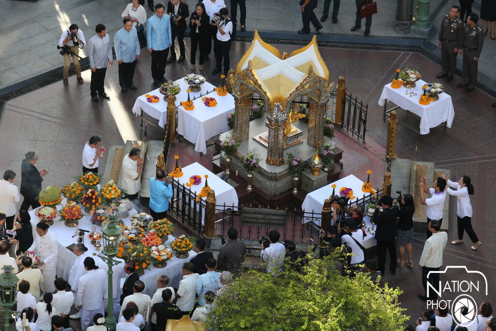 ภาพชุดพิธีเสริมมงคลเมือง ศาลท้าวมหาพรหม ภาพชุดพิธีเสริมมงคลเมือง ศาลท้าวมหาพรหม