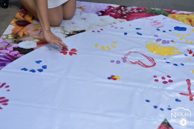 กลุ่มศิลปิน ใช้ "มือเพ้นท์" ไว้อาลัยเหตุระเบิดราชประสงค์