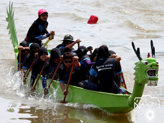 ประชันฝีพาย เรือยาวประเพณี ม.อ. เทิดไท้องค์ราชัน