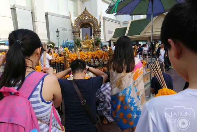 "นางรำศาลพระพรหม"เริ่มรับรำแก้บนตามปกติ