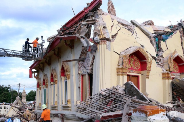 ดีดโบสถ์พลาด ทรุดพังถล่ม ดับ 1 เจ็บ 3