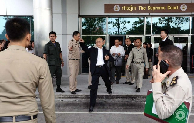 รับตัว"วิโรจน์ นวลแข และพวก"  ส่งเรือนจำพิเศษ