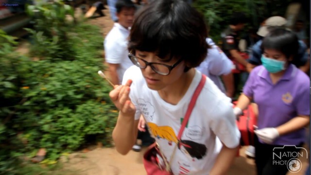 ช้างตกมันสงบ ช่วยนักท่องเที่ยวจีนสำเร็จ