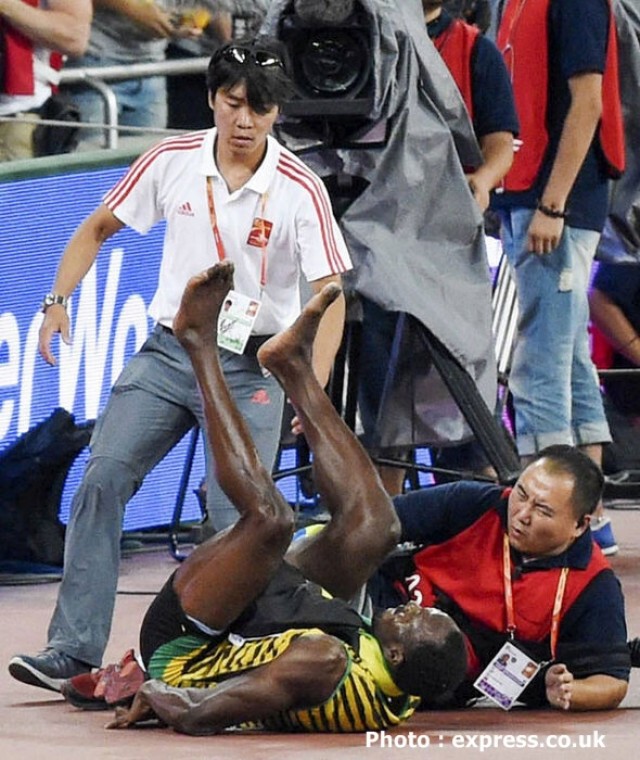 ซวยรับแชมป์! "โบลต์" ถูกช่างภาพจีนชนล้มจ้ำเบ้า