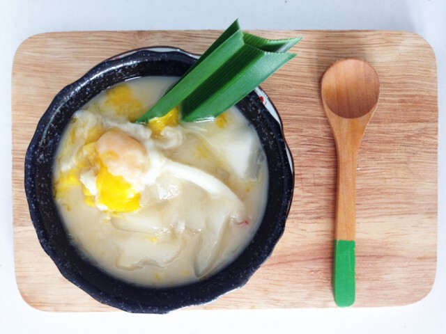 Cooking is Fun : ขนมเข่งน้ำกะทิใบเตยมะพร้าวอ่อนใส่ไข่