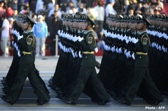 กองทัพจีนโชว์แสนยานุุภาพ "วันแห่งชัยชนะ"