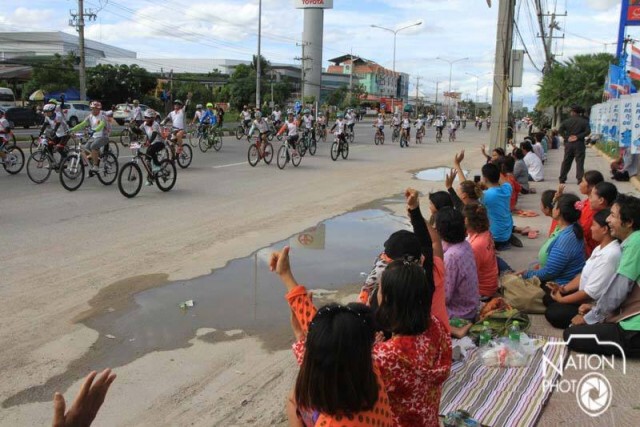 "พระองค์ภา" ทรงปั่นจักรยานนำขบวนกิจกรรม "ราชภักดิ์ ไบค์ แอนด์ คอนเสิร์ต แทนคุณแผ่นดิน"