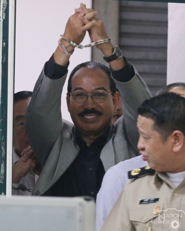 คุก 4 ปี 4 เดือน"วีระกานต์ - ณัฐวุฒิ - วิภูแถลง -หมอเหวง" บุกบ้านป๋าเปรม