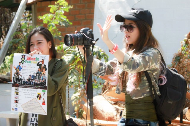 Moon Walker พระจันทร์นักเดินทาง :“ยากแค่ไหนกว่าจะเป็น เทศกาลดนตรี ส.ป.ช. Fest”